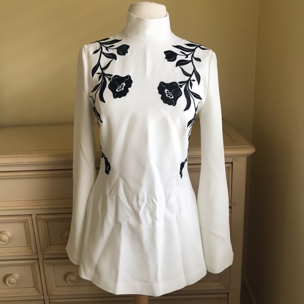 Elegant White Floral Embroidered Women's Top